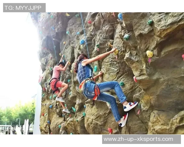 重庆攀岩队在攀岩战术排行榜中荣登第七名展现实力与潜力